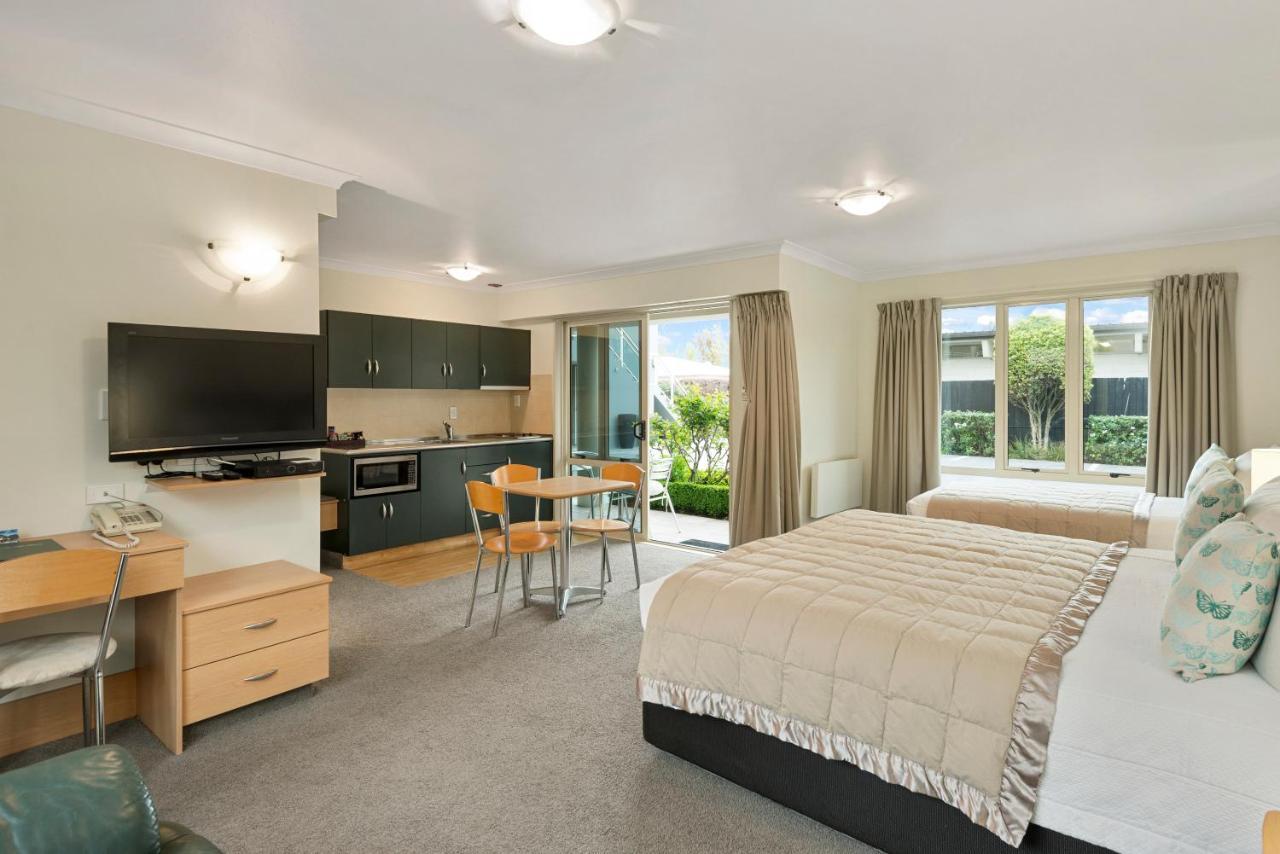 Colombo In The City Крайстчерч Екстер'єр фото A studio apartment in New Zealand